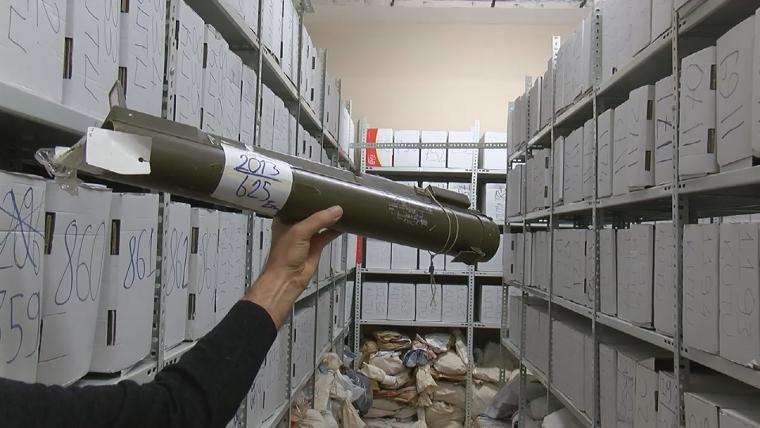 Adliyenin emanet deposundaki deliller