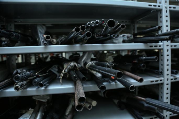 Adliyenin emanet deposundaki deliller