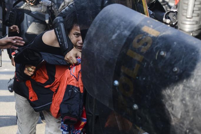 Endonezya'da seçim sonucu ülkeyi karıştırdı