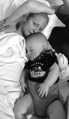 Doğumda kaptı! Vücudunu yemeye başladı