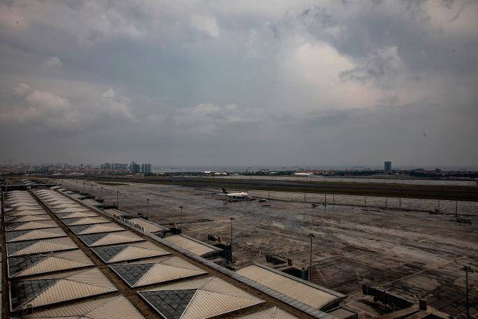 Atatürk Havalimanı'nda hurda uçaklar kaldırılmayı bekliyor