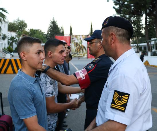 Askerlerin erken terhis sevinci