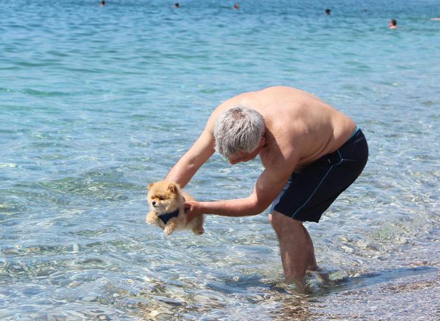 Antalya'da iki ayrı manzara: Bir tarafta deniz ve güneş bir tarafta kar
