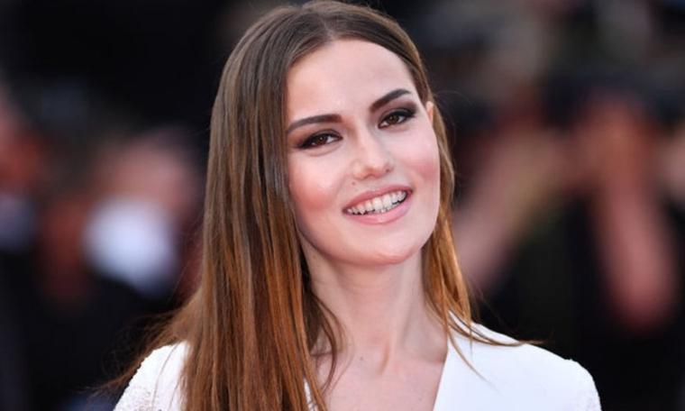 Trend olan uygulamayla ünlüler yıllar sonrasında!