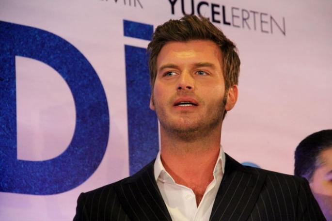 Trend olan uygulamayla ünlüler yıllar sonrasında!