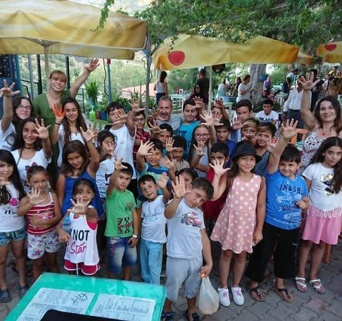 Hayalciler, 1 hafta boyunca Karaburun çocuklarıyla buluşuyor