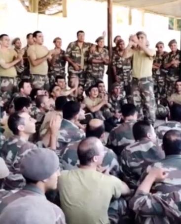 Manuş Baba'dan o fotoğrafa açıklama