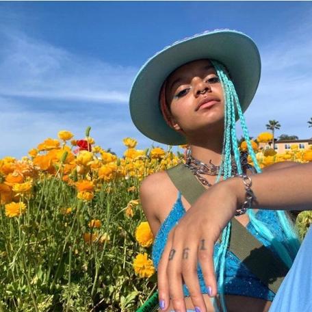 Sosyal medya fenomeni dakikalar içinde kel kaldı!