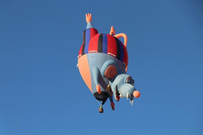 Ürgüp, 11 ülkeden 16 farklı şekilde balonla renklendi