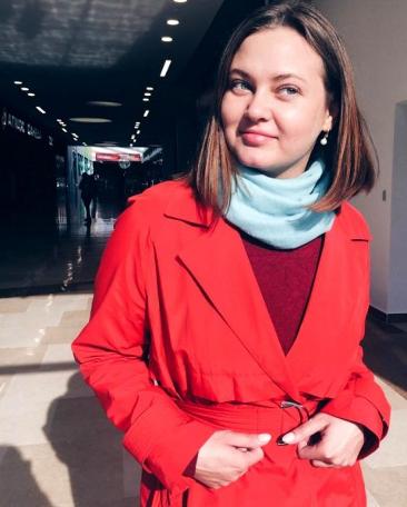 O fotoğraflar yüzünden genç memur mesleğinden oldu