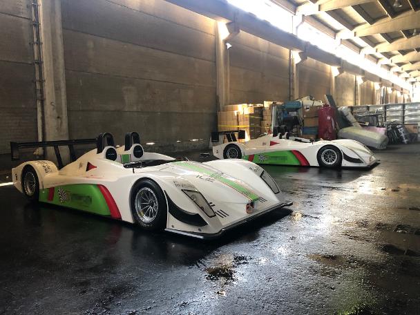 Gümrükte kalan 2 yarış otomobili meraklılarını bekliyor (13.08.2019)