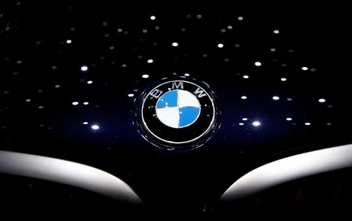 BMW, logosunun ne anlama geldiğini açıkladı!