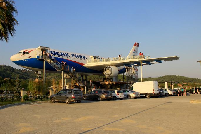 Airbus alıp restoran yaptı