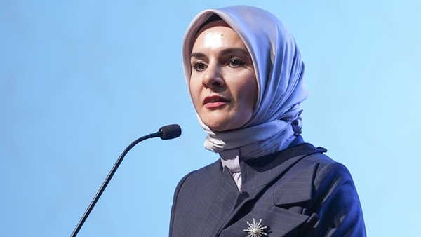 Bakan Göktaş'tan Çocukları Koruma Adımı: Sosyal Ağlar 15 Yaş Altına Kapatılacak mı?