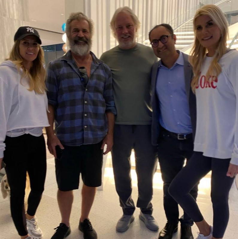 Begüm Şen’in doğumgünü partisinde Mel Gibson sürprizi