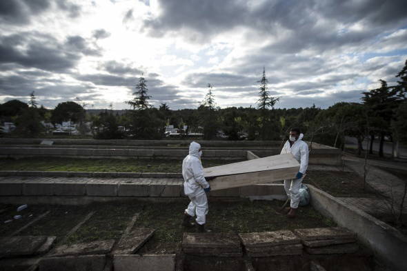 İstanbul'da koronavirüs definleri görüntülendi