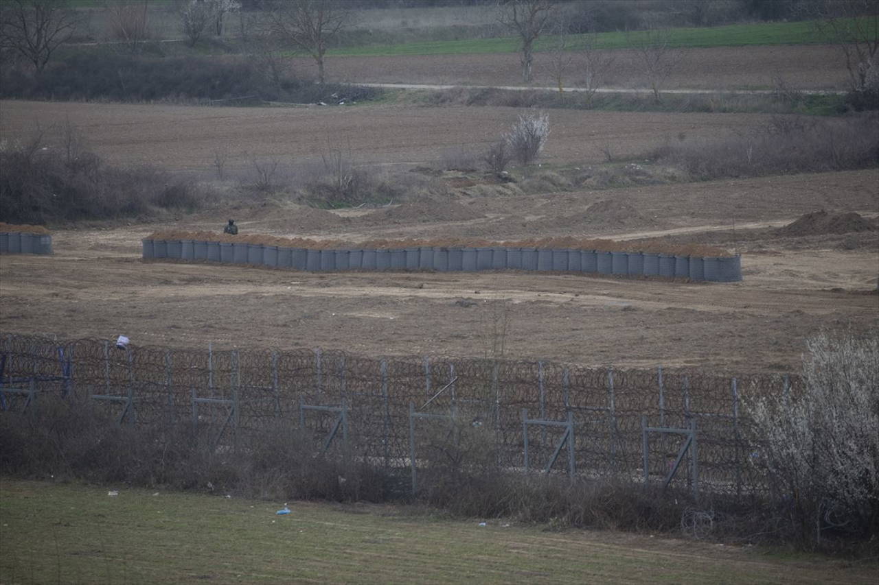 Yunanistan hudut birlikleri sınır hattına 
