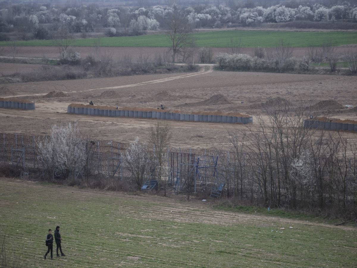 Yunanistan hudut birlikleri sınır hattına 