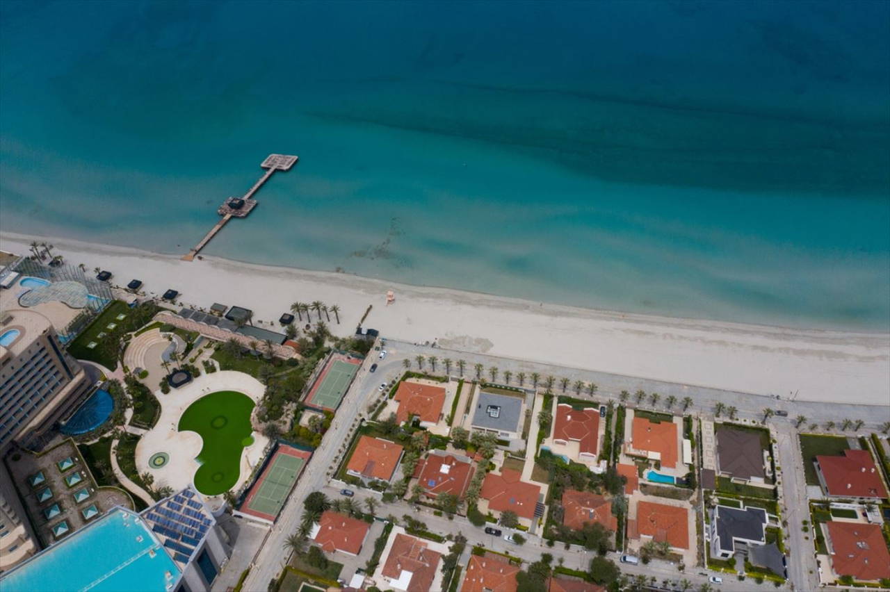 Çeşme Covid-19 sonrası turizm sezonuna hazırlanıyor