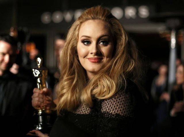 Ünlü müzisyen Adele'in son halini görenler tanıyamadı