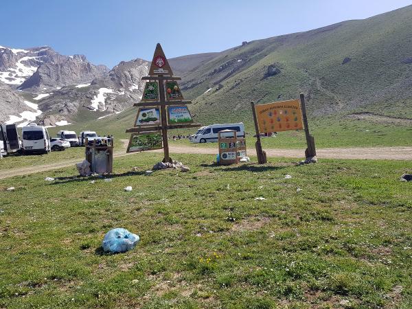 Doğa harikası yayla, çöplüğe döndü