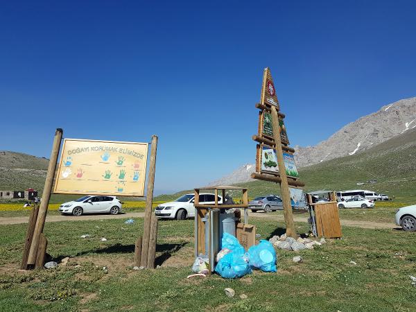 Doğa harikası yayla, çöplüğe döndü