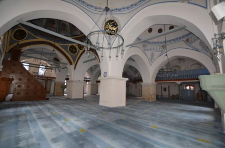 Kastamonu’da 500 yıllık cami restorasyonuna  tepki