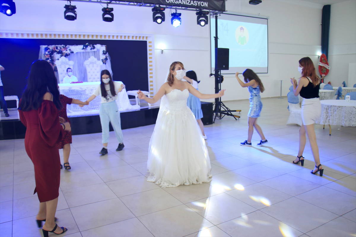 Mersin'de düğün salonlarında alınacak önlemler 