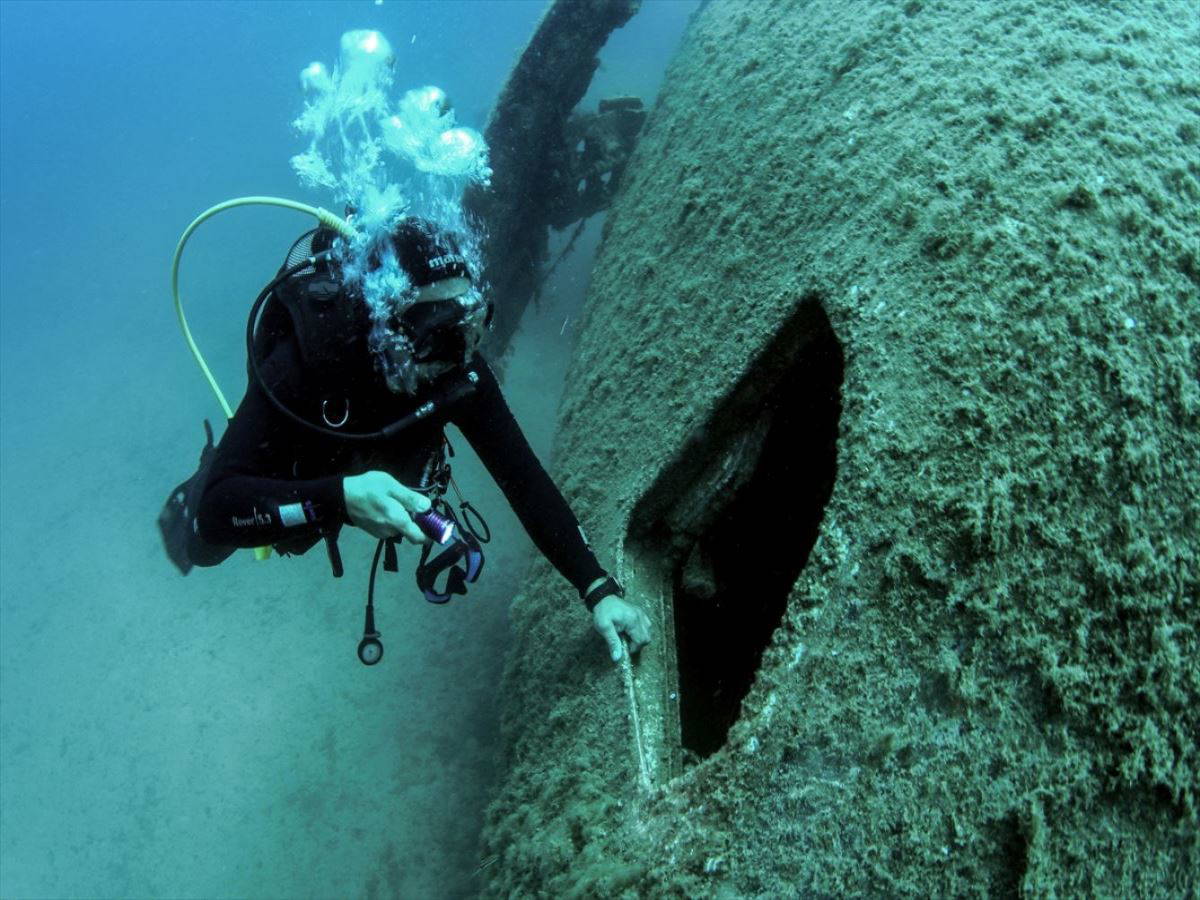 Kuşadası'nda 4 yıl önce batırılan dünyanın en büyük batık uçağı