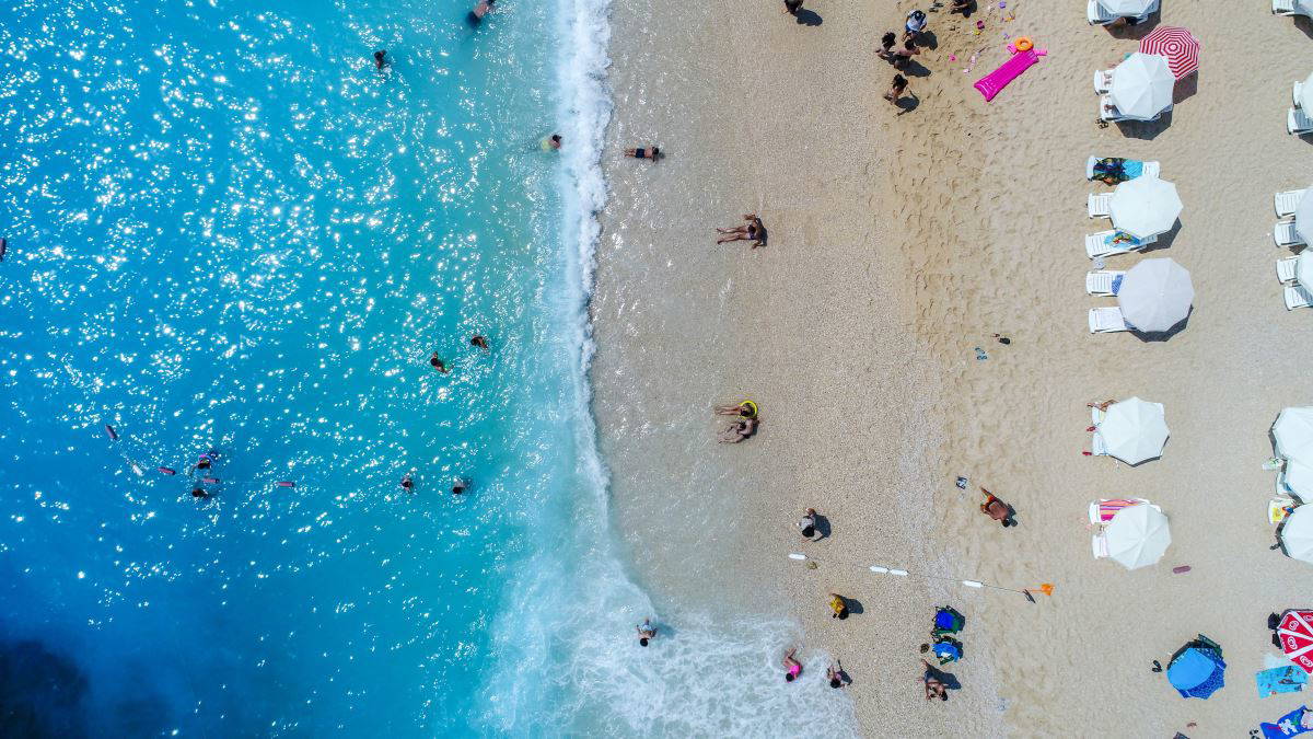 Kaputaş Plajı eski günlerine döndü