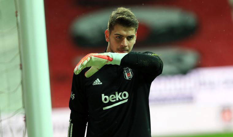 Beşiktaş'ta sene sonu sözleşmesi bitecek futbolcular