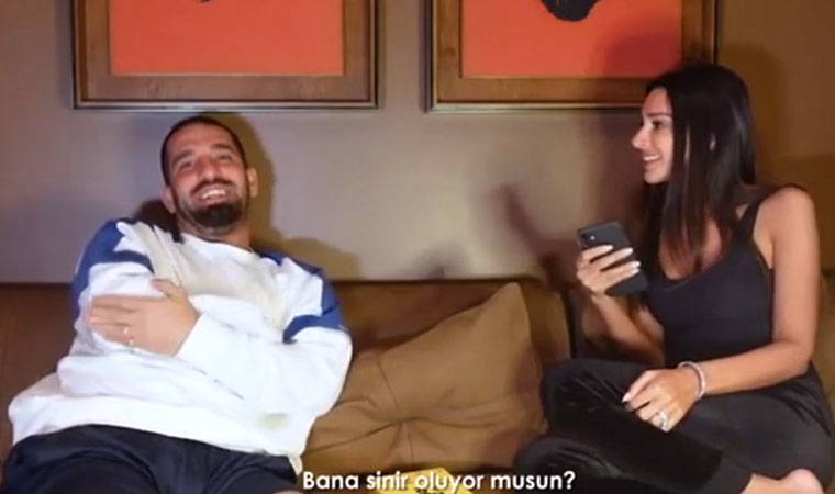 Arda Turan'dan  eşi Aslıhan Doğan Turan'a: Sen adamı çürütürsün