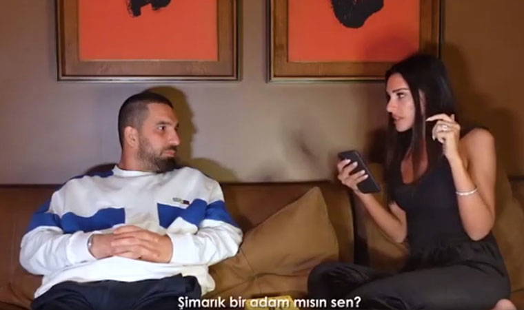Arda Turan'dan  eşi Aslıhan Doğan Turan'a: Sen adamı çürütürsün