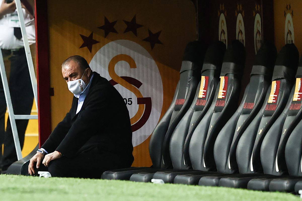 Galatasaray'da Fatih Terim, çok sert ifadeler kullandı: 