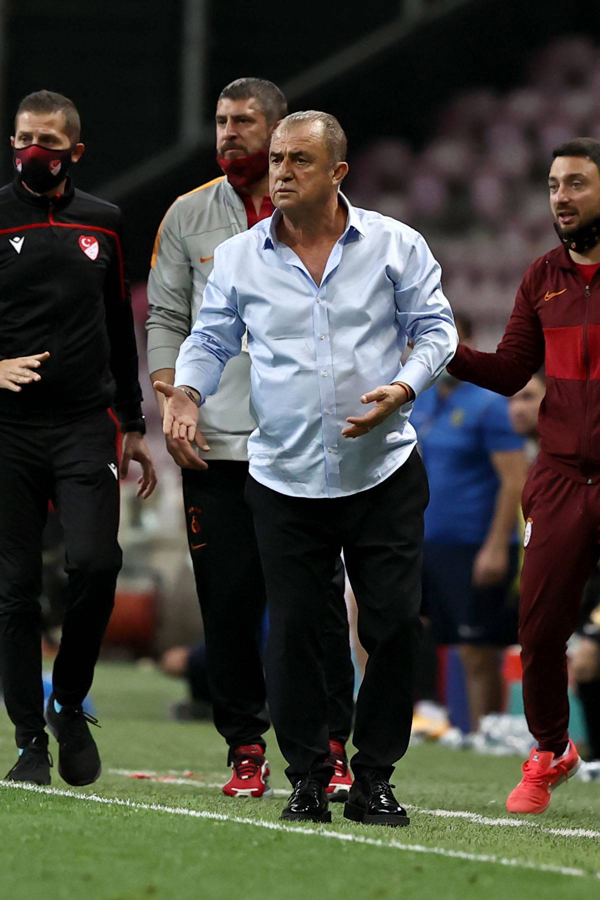 Galatasaray'da Fatih Terim, çok sert ifadeler kullandı: 