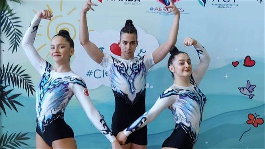 Bu egzersizler bedeninizi gençleştiriyor: Genç kalmanın anahtarı olan 8 egzersiz...