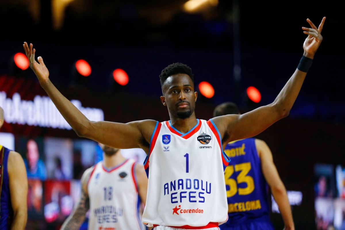 Anadolu Efes, EuroLeague şampiyonu!