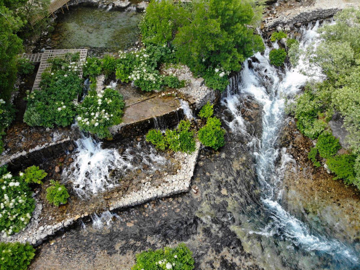 Munzur Gözeleri, güzelliğiyle turistlerin ilgi odağı