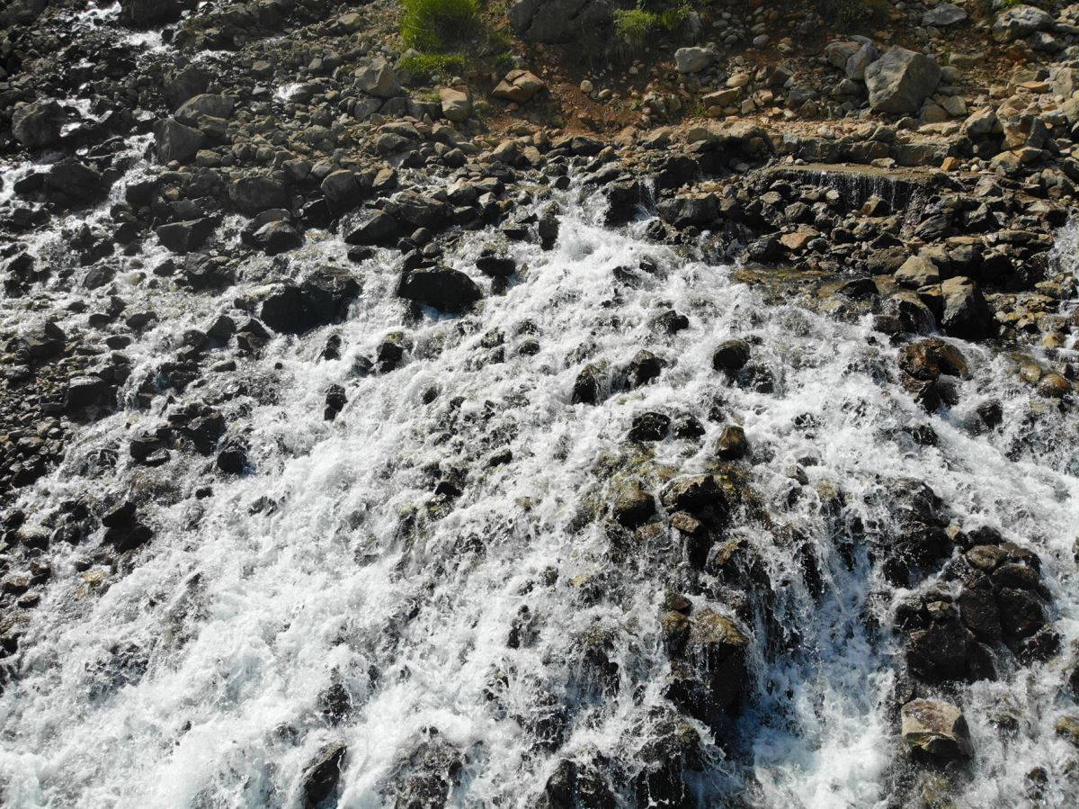 Munzur Gözeleri, güzelliğiyle turistlerin ilgi odağı