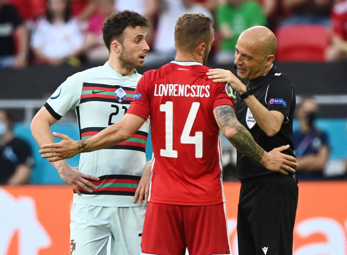 Cüneyt Çakır, Macaristan - Portekiz maçına damga vurdu