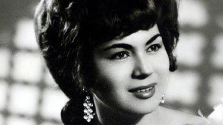 Türk Halk Müziği'nin önemli isimlerinden Yıldız Ayhan yaşamını yitirdi