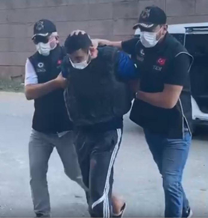 İzmir'deki saldırıda öldürülen Deniz Poyraz'ın annesi konuştu: Öğretmen olmak istiyordu