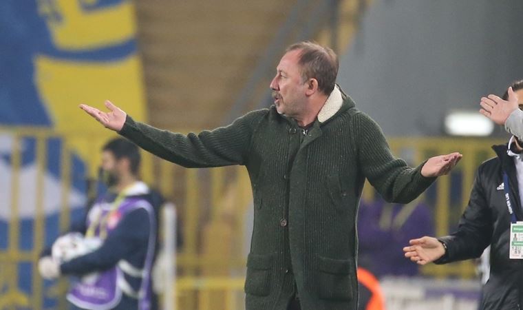 Beşiktaş Başkanı Ahmet Nur Çebi: 