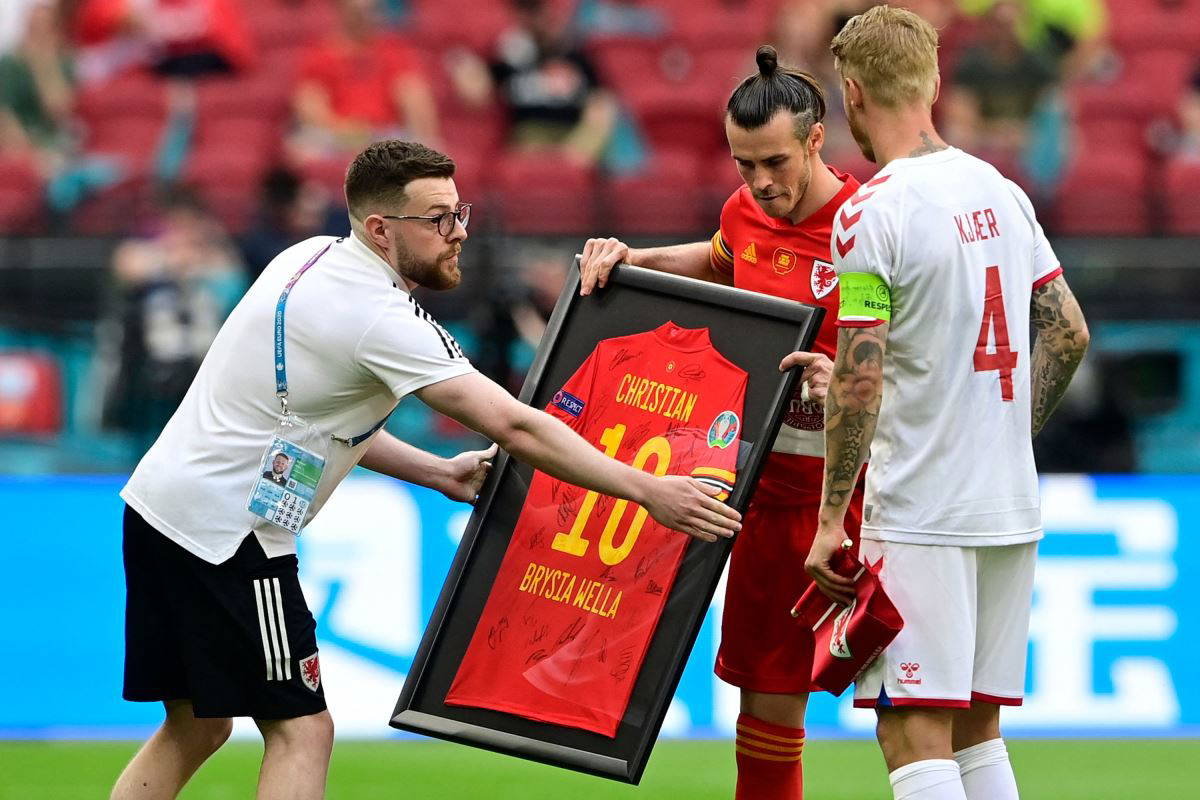 Galler, Christian Eriksen için özel forma hazırladı