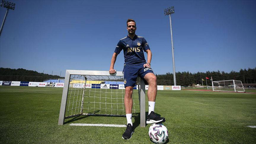 Göztepe, Fenerbahçe'den Filip Novak ve Sinan Gümüş'ü transfer etmek istiyor