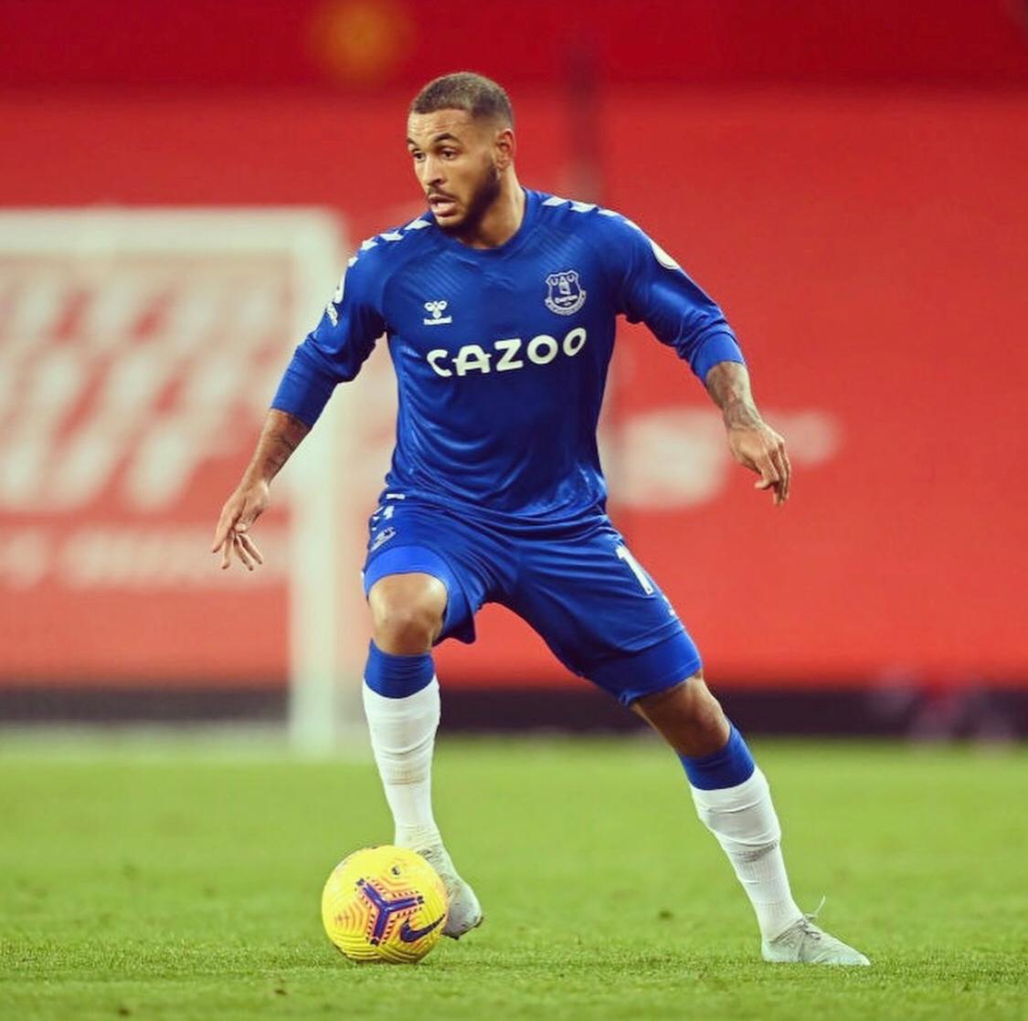 Everton, 5 futbolcusu ile yollarını ayırdığını açıkladı