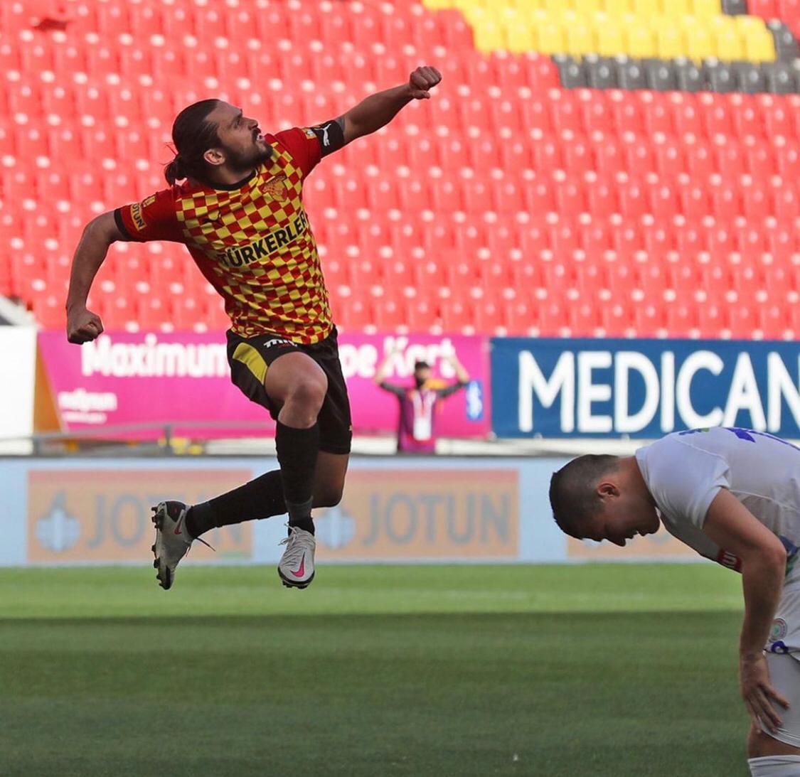 Göztepe Başkanı, Halil Akbunar'ın transfer iddialarına cevap verdi