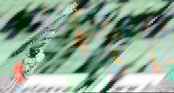 Sergen Yalçın 1, Beşiktaş 3 yıl diyor!