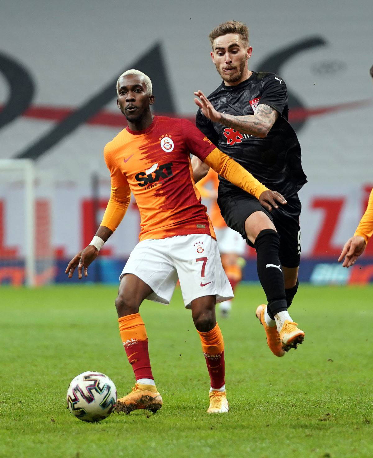 Onyekuru'dan Fenerbahçe ve Beşiktaş itirafı