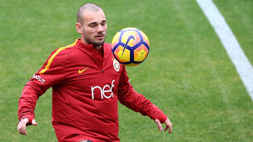 Wesley Sneijder'den Galatasaray paylaşımı